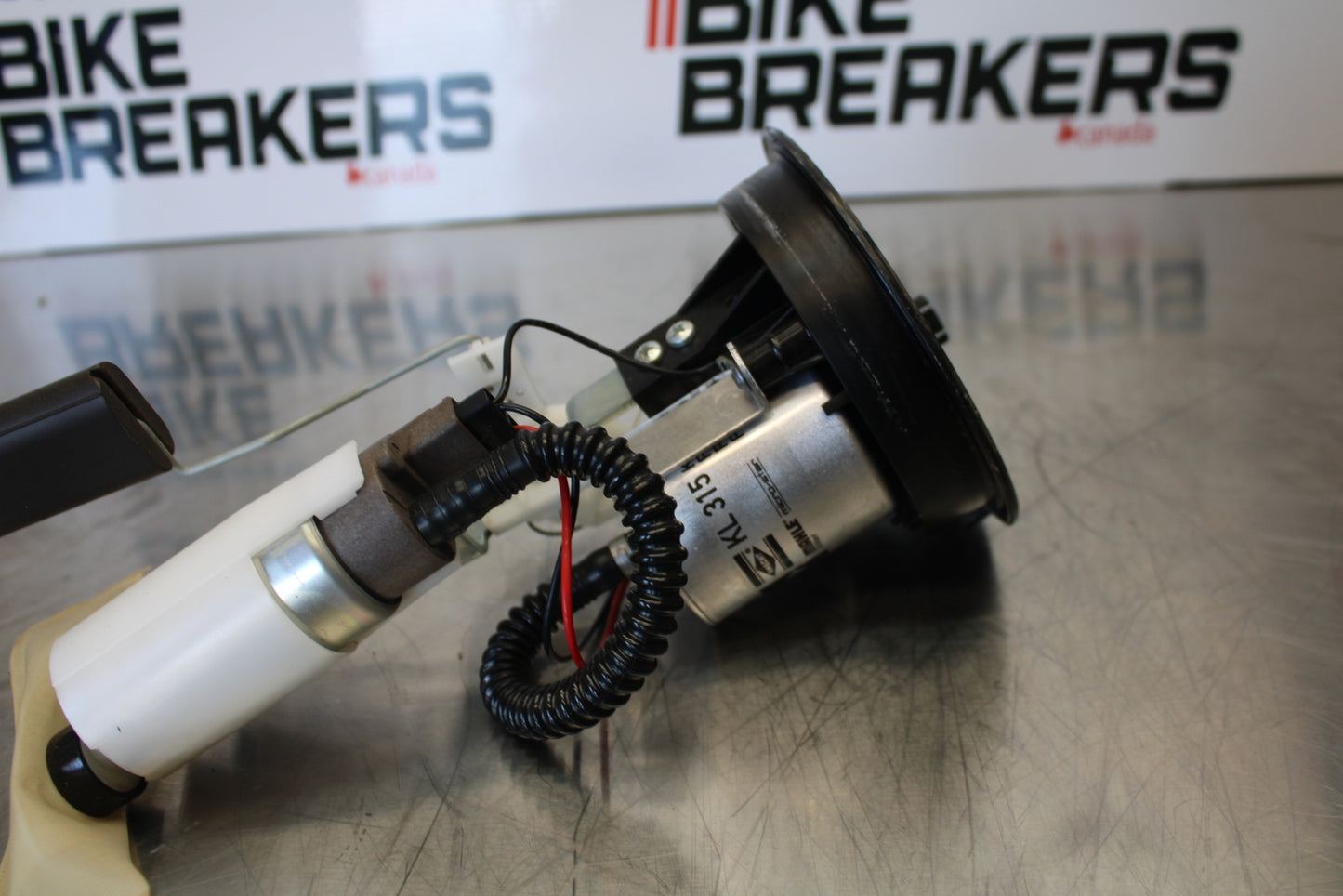 06-12 BMW F800ST FUEL PUMP GAS PETROL SENDER UNIT BB144
