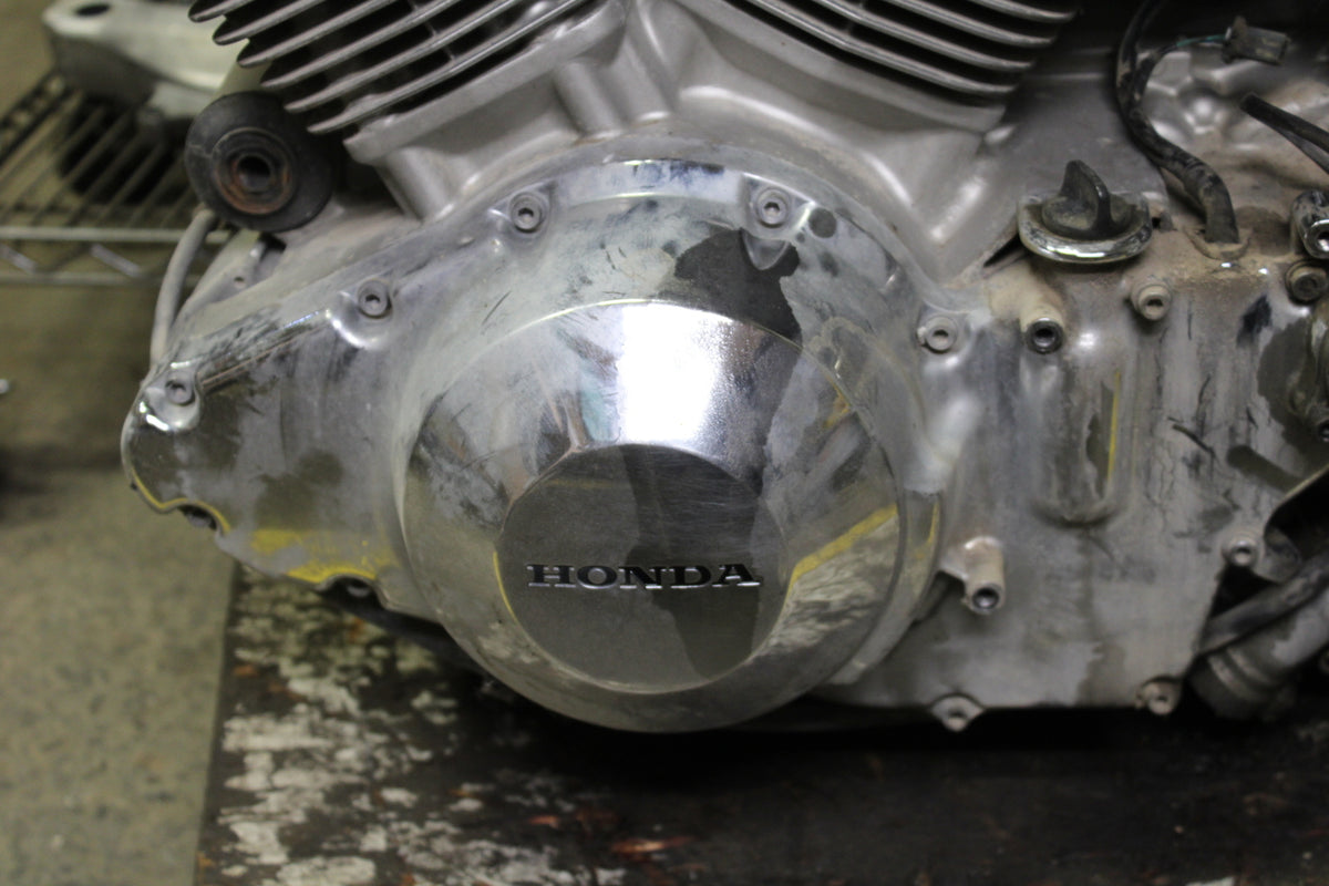02-04 HONDA VTX1800S ENGINE MOTOR BB712