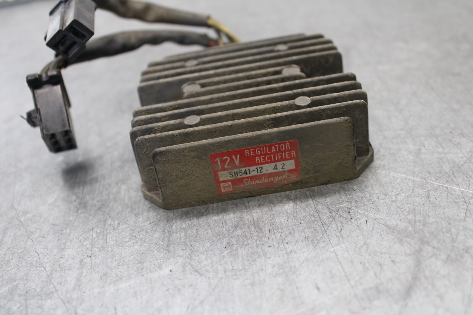85-86 SUZUKI MADURA 1200 RECTIFIER VOLTAGE REGULATOR  BB691