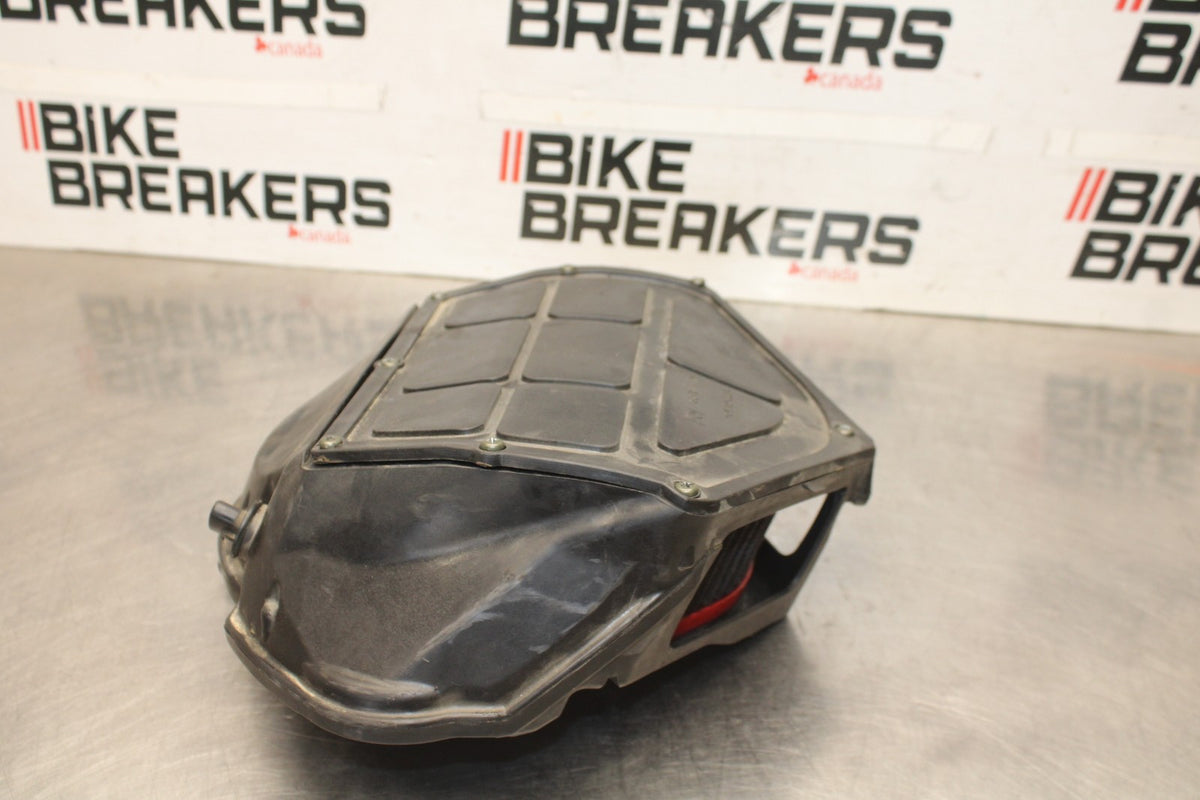04-05 KAWASAKI NINJA ZX10R AIRBOX AIR INTAKE FILTER BOX BB931