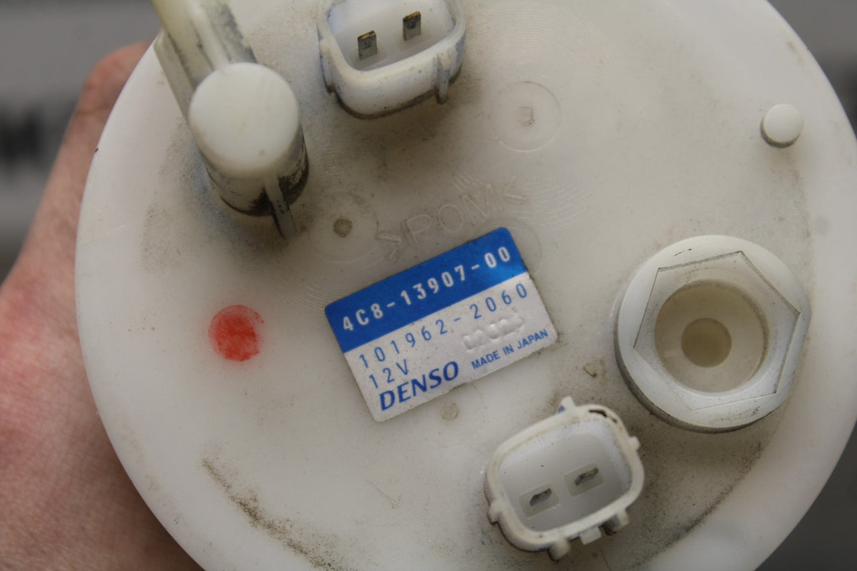 07 YAMAHA YZF R1 FUEL PUMP GAS PETROL SENDER UNIT BB826