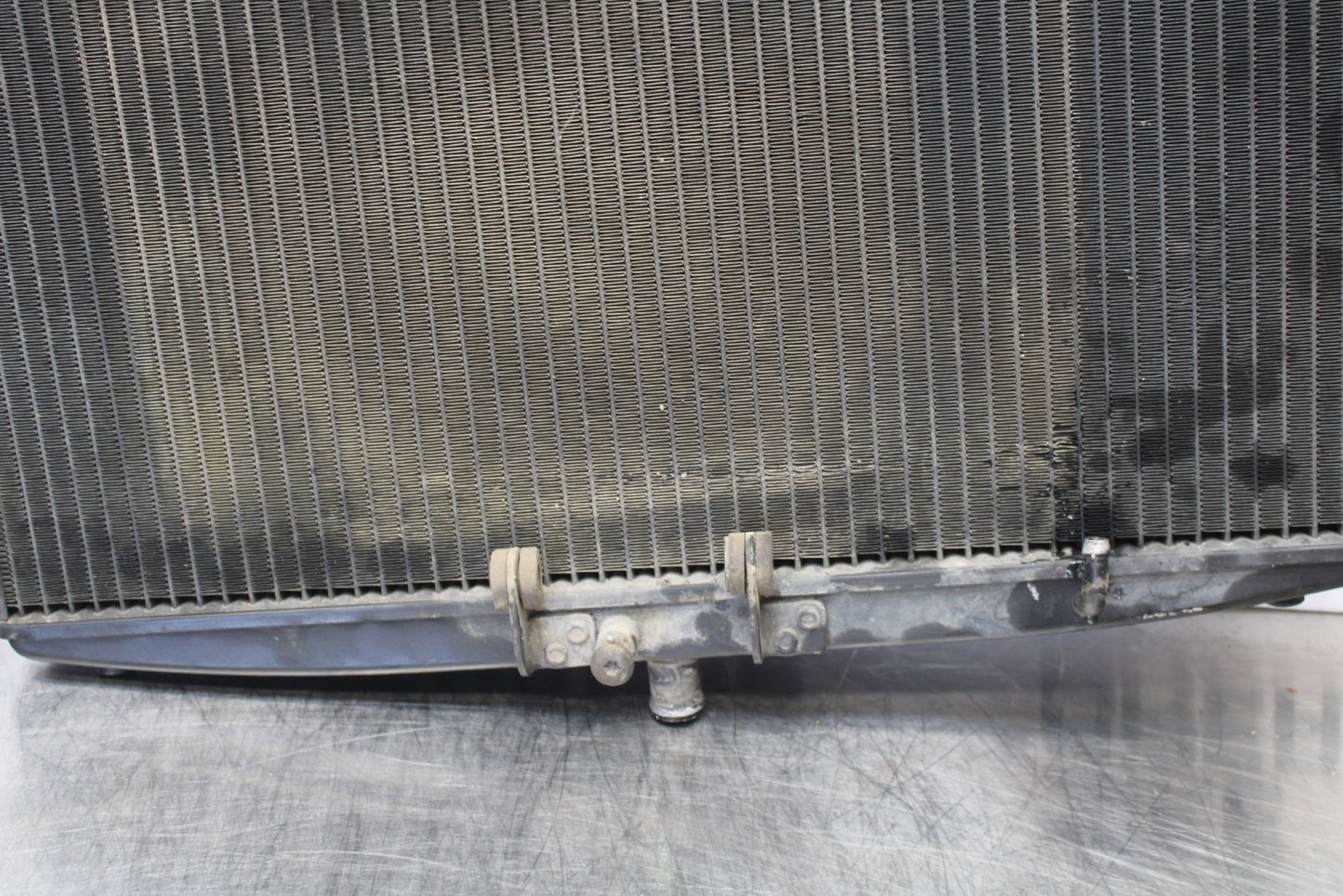 05 TRIUMPH ROCKET III ENGINE COOLER COOLING RADIATOR RADIATER BB186