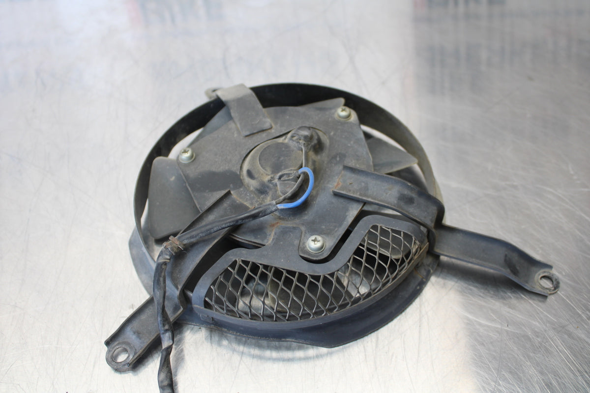 01-03 SUZUKI GSXR600 ENGINE RADIATOR COOLING FAN BB145