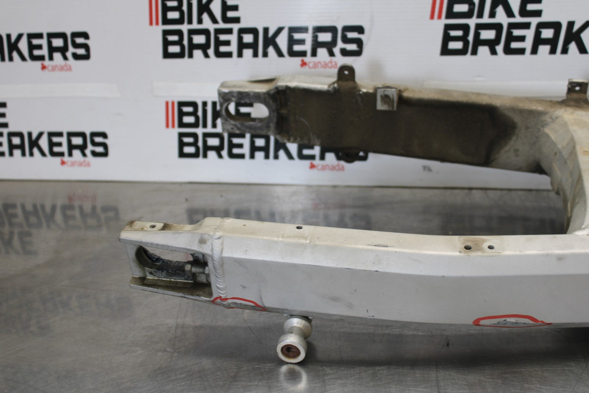 00-05 KAWASAKI NINJA ZX12R REAR SWINGARM BACK SUSPENSION SWING ARM BB892