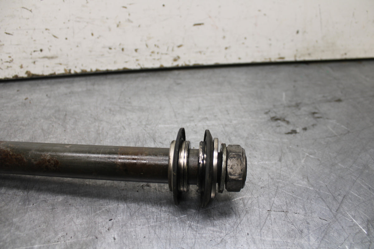 06 YAMAHA YZF R6 REAR AXLE BACK WHEEL RIM PIVOT BOLT AXEL BB716