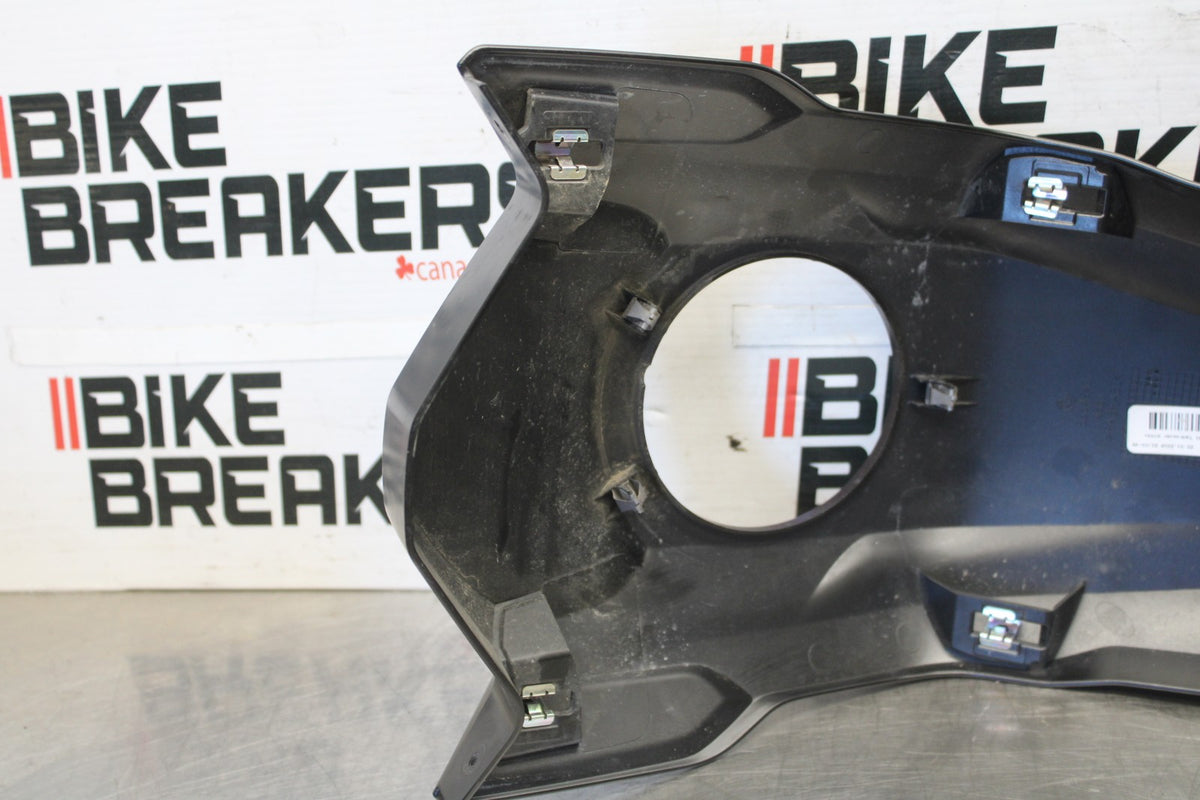 19 BMW F750GS CENTER GAS TANK FUEL CELL COVER FAIRING COWL BB938