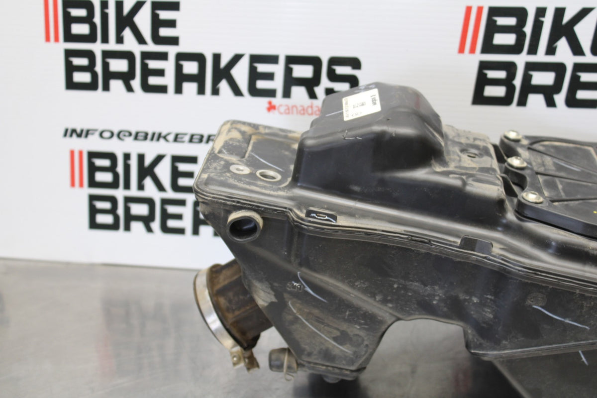 17-22 KTM 390 DUKE AIRBOX AIR INTAKE FILTER BOX BB180