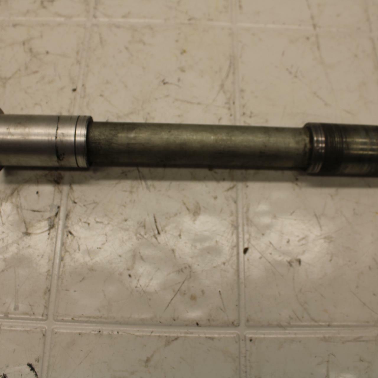 04-05 SUZUKI GSXR750 FRONT WHEEL RIM AXLE PIVOT BOLT 54711-35F10 BB11