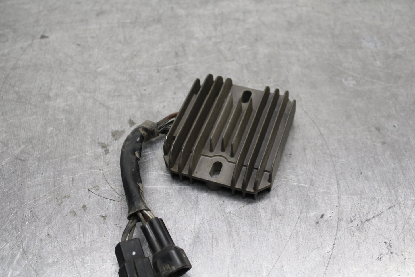 03 SUZUKI SV650S RECTIFIER VOLTAGE REGULATOR BB130
