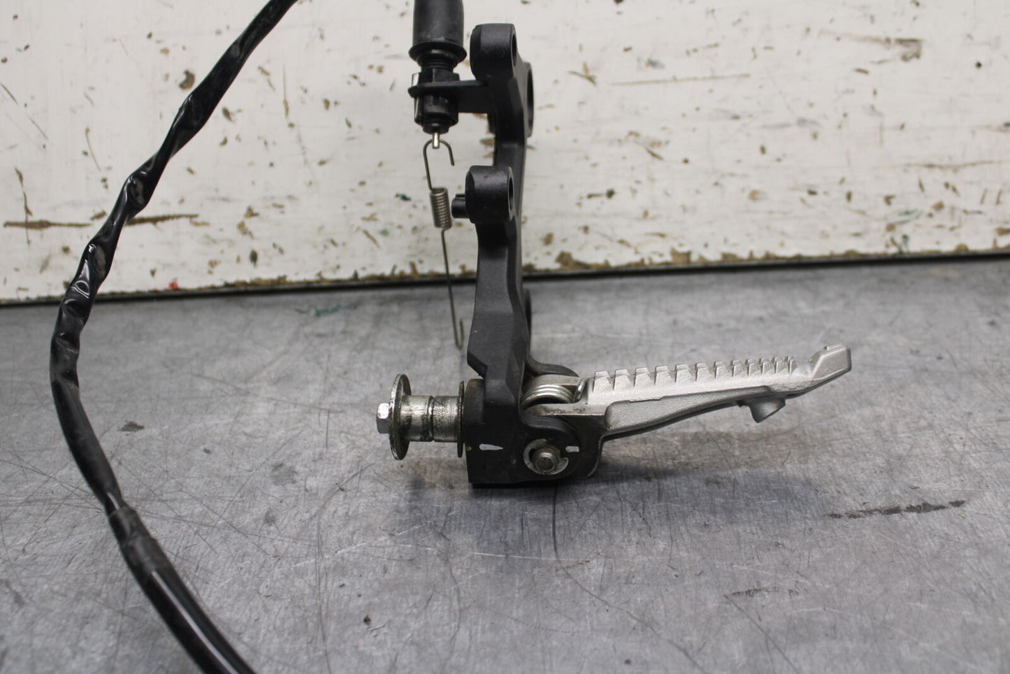 18-23 KAWASAKI NINJA 400 EX400 ABS RIGHT REARSET REAR SET FOOT PEG REST BB747