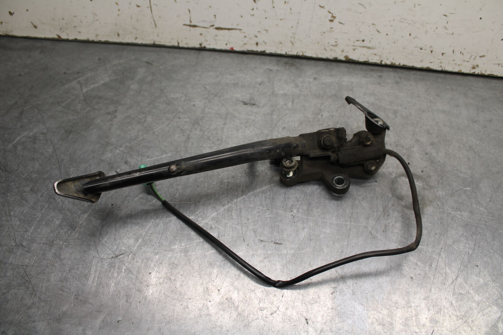 11-24 SUZUKI GSXR750 KICKSTAND SIDE KICK STAND 42310-14J00 42330-14J00 BB714