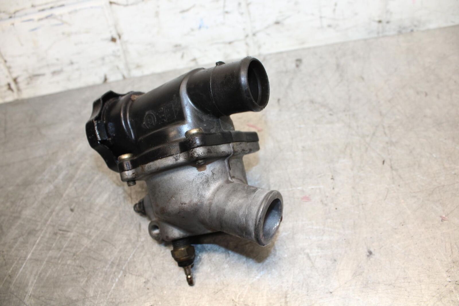 2001 Kawasaki Ninja ZX6 ZX600E THERMOSTAT W HOUSING ASSEMBLY BB547