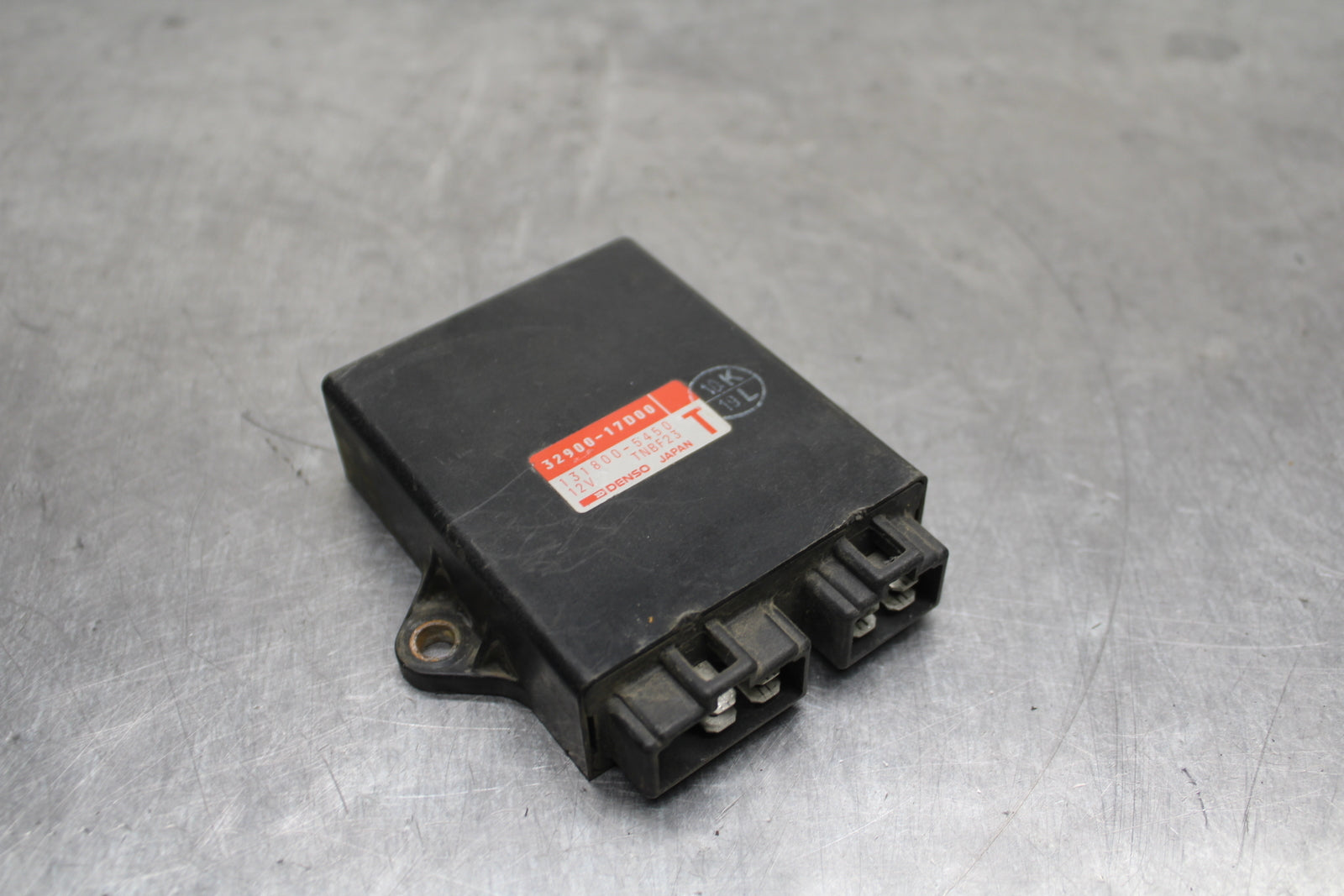 78 SUZUKI GS550E ECU COMPUTER CONTROLLER UNIT BLACK BOX ECM CDI BB133