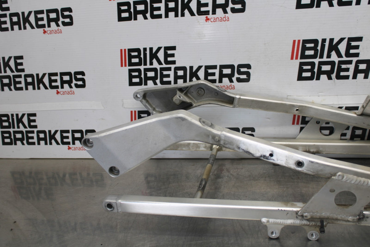00-01 HONDA CBR929RR REAR SUBFRAME BACK SUB FRAME BB925