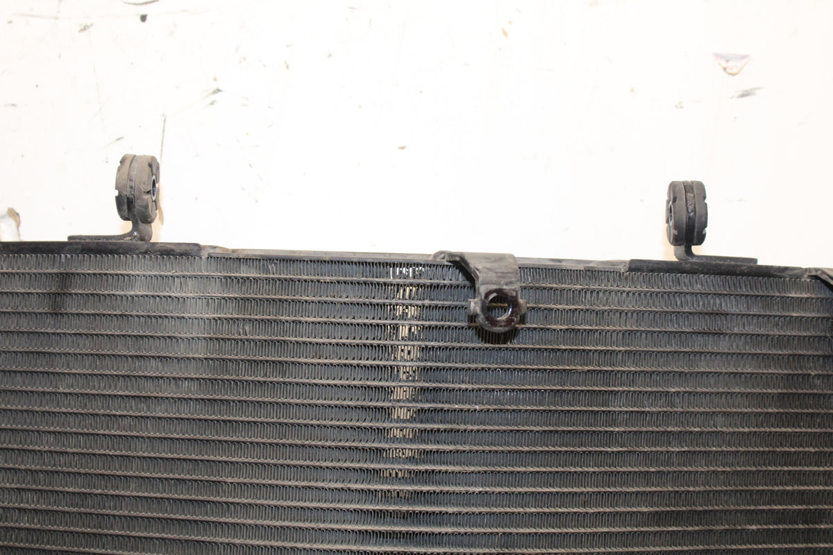 08-10 SUZUKI GSXR 600 ENGINE RADIATOR MOTOR COOLER COOLING RADIATER BB753