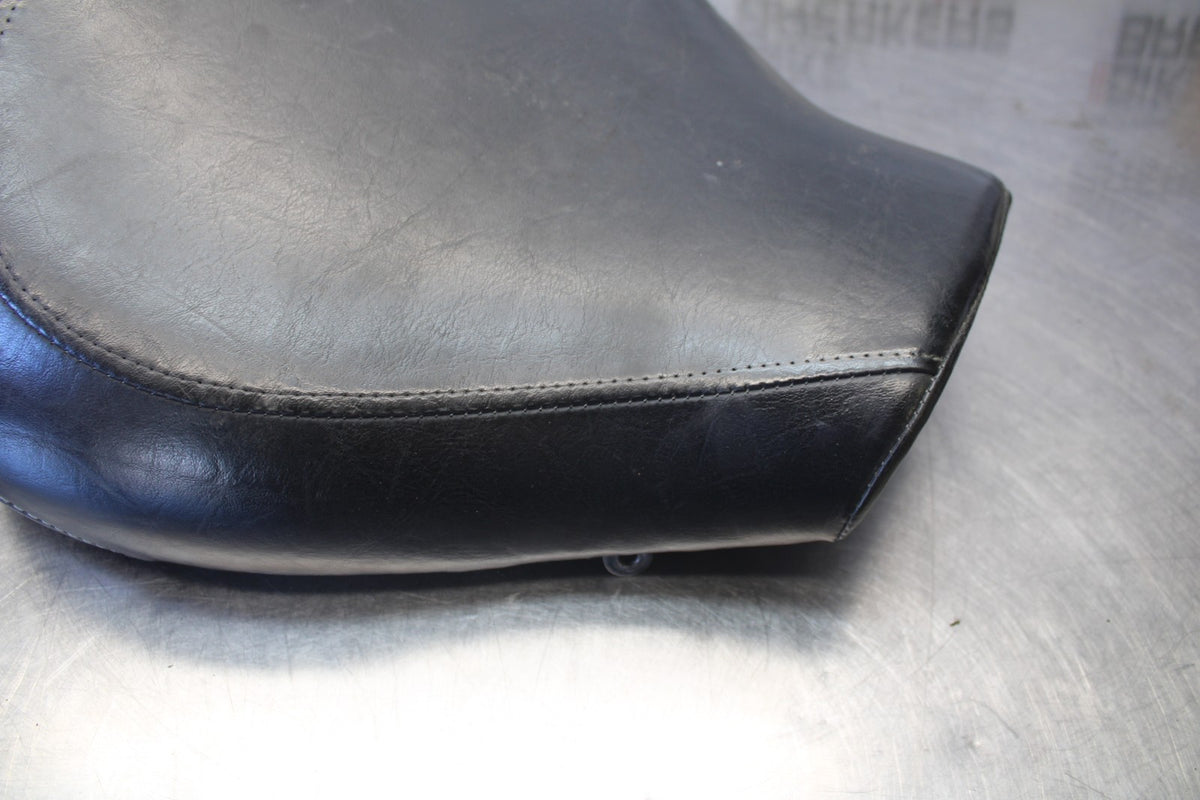 2006 Suzuki Boulevard C90 FRONT DRIVERS SEAT BB849