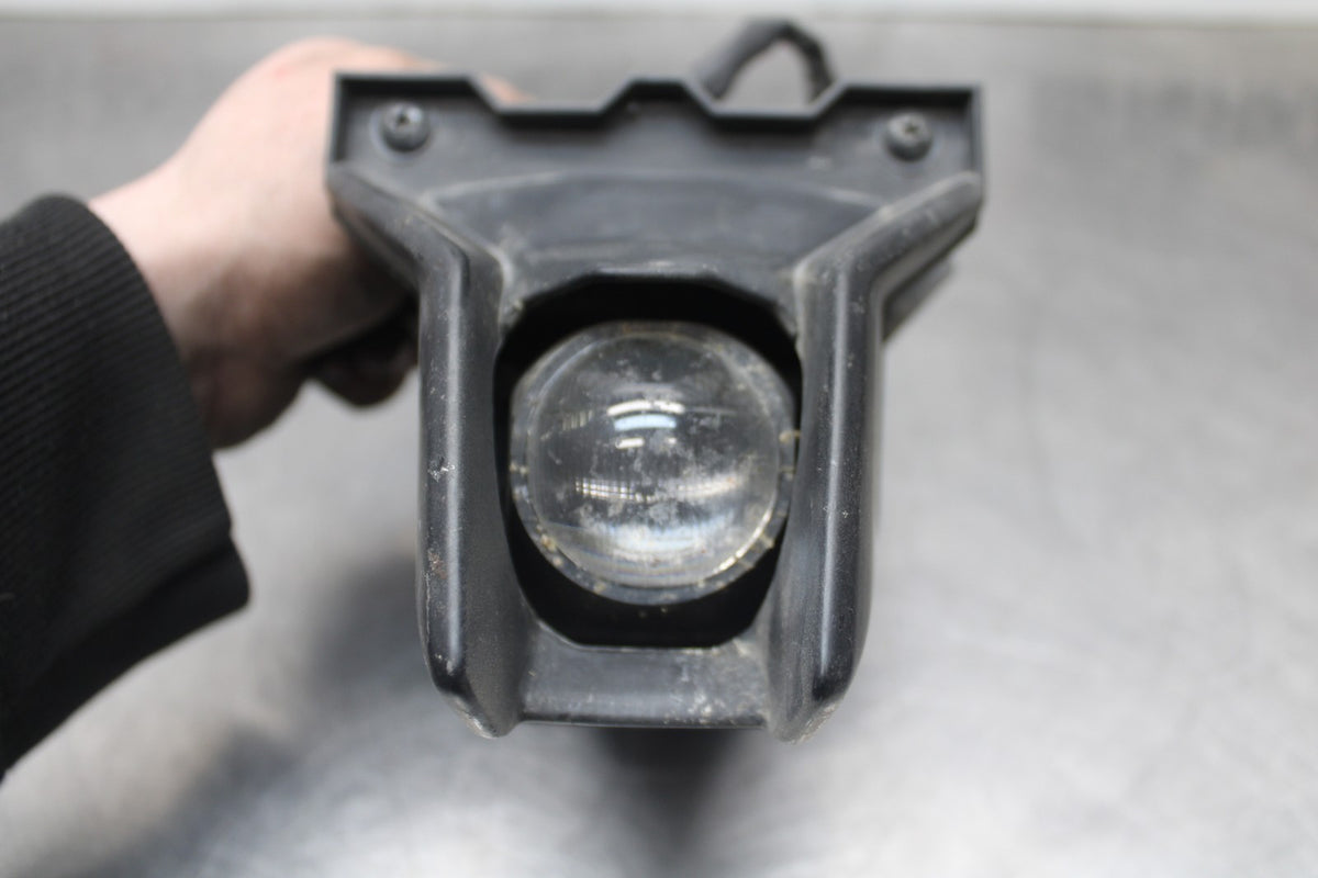 22-25 YAMAHA YZF R7 FRONT HEADLIGHT HEAD LIGHT LAMP BB769