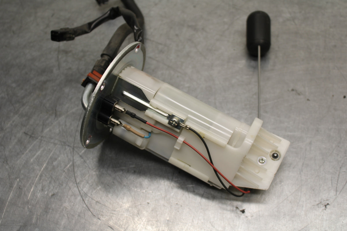 19-22 KAWASAKI Z400 FUEL PUMP GAS PETROL SENDER UNIT BB738