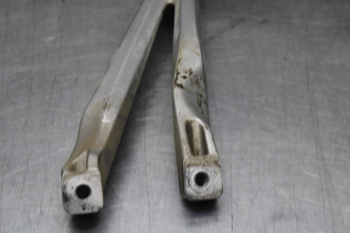 07-08 YAMAHA YZF R1 REAR BACK PASSENGER PEG SET PAIR BB771