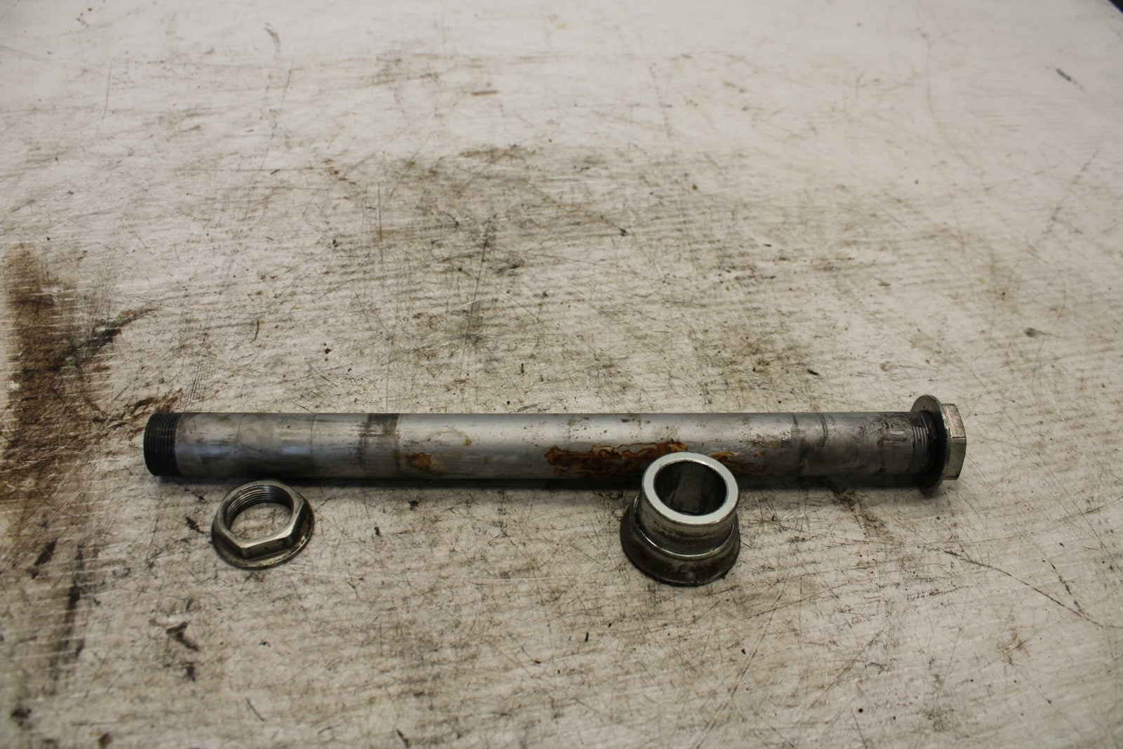 17-20 DUCATI MONSTER 797 REAR AXLE  WHEEL RIM PIVOT BOLT AXEL 81910791AA BB309
