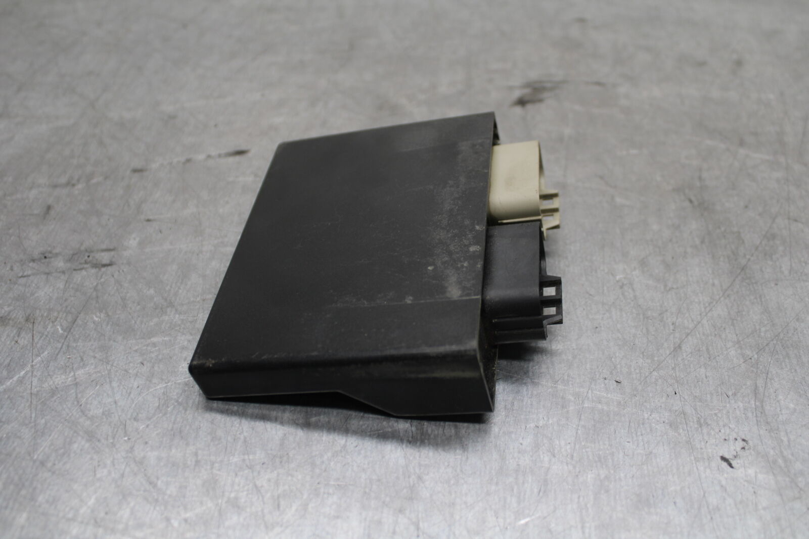 08-09 SUZUKI GSXR600 ECU COMPUTER CONTROLLER UNIT BLACK BOX ECM CDI  BB728