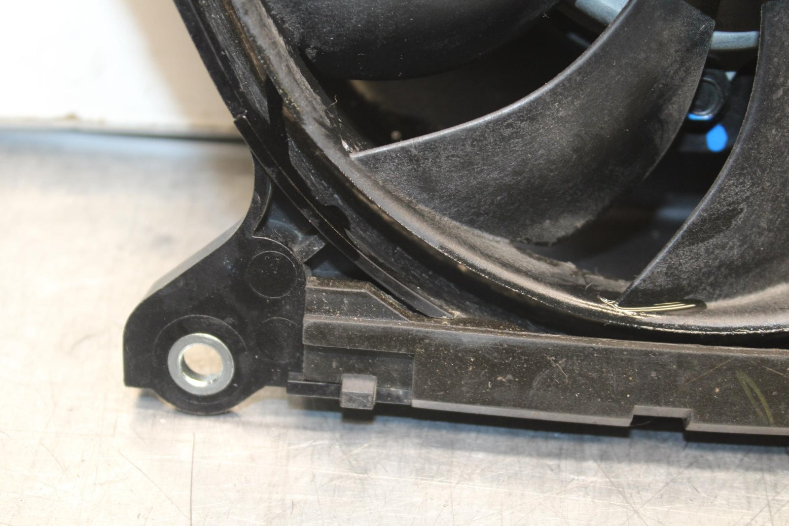 17-20 KAWASAKI NINJA 650 EX650 ABS ENGINE RADIATOR COOLING FAN BB88