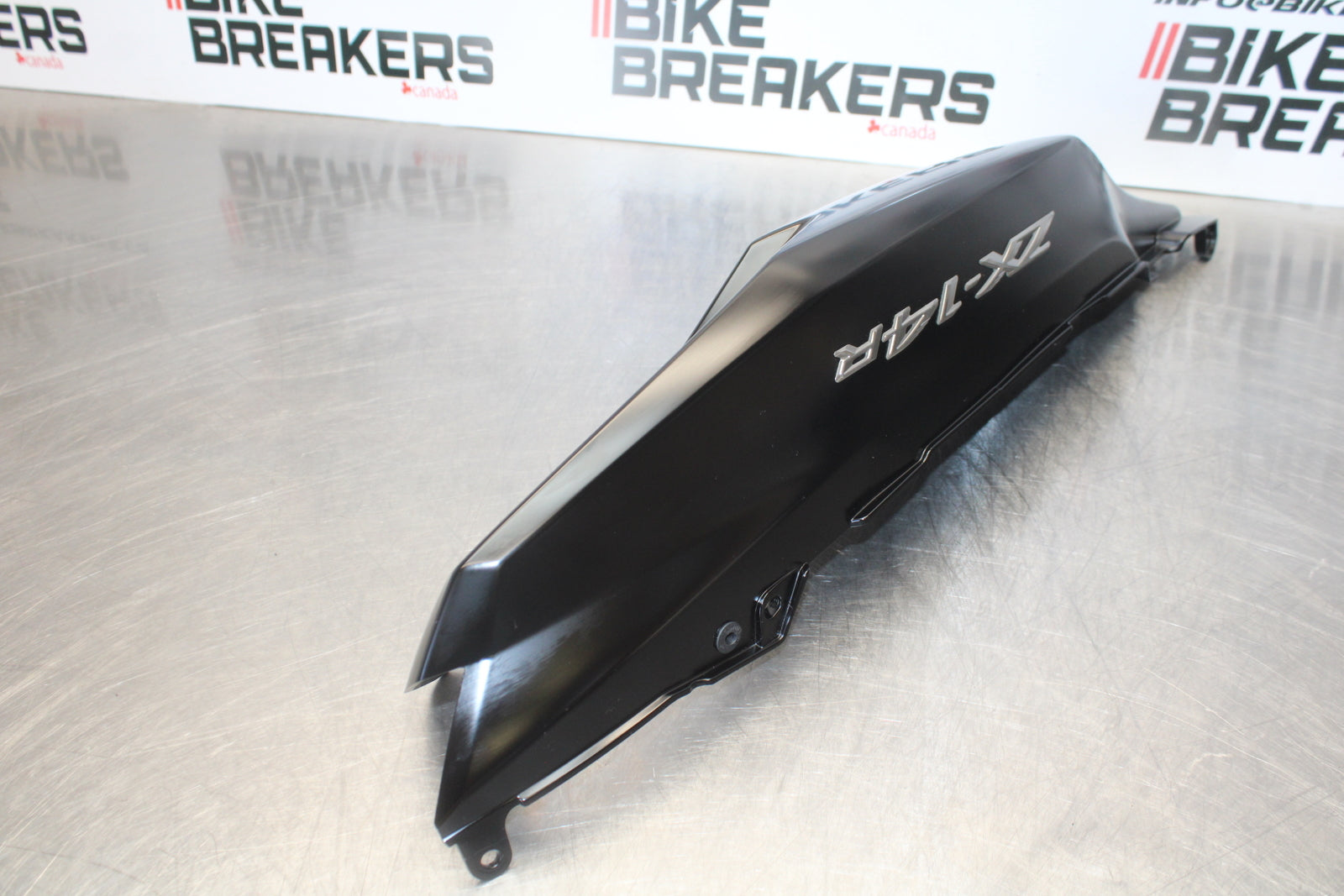 23-24 KAWASAKI NINJA ZX14R LEFT REAR BACK TAIL FAIRING COWL SHROUD BB169