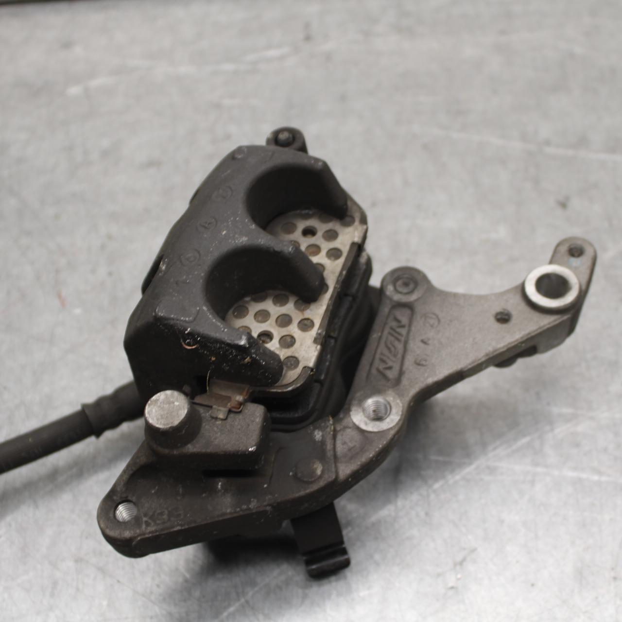 15-18 HONDA CB300FA FRONT BRAKE CALIPER WITH MOUNT BRACKET BB646