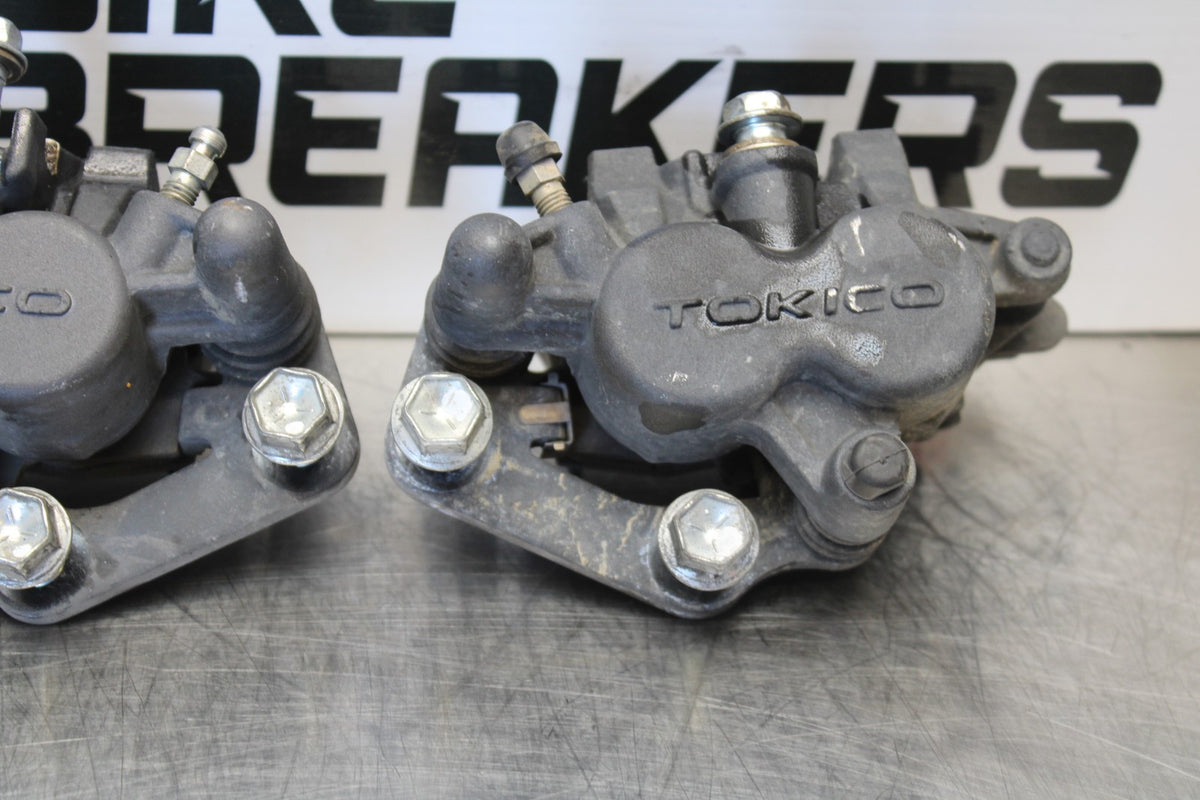 10 SUZUKI SV650 RIGHT LEFT FRONT BRAKE CALIPER SET PAIR CALIPERS BB181
