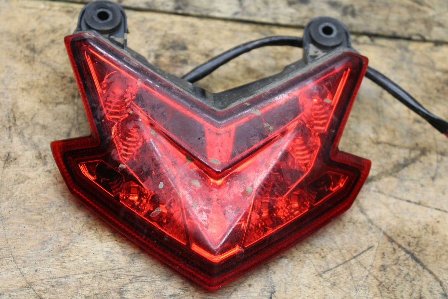 13-18 KAWASAKI NINJA ZX6R REAR TAIL TAILLIGHT BACK BRAKE LIGHT BB349