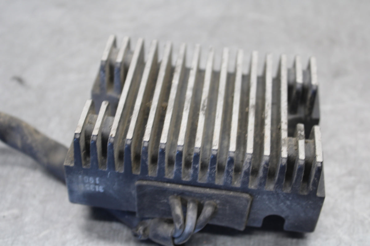 04-16 HARLEY-DAVIDSON SPORTSTER 883 RECTIFIER VOLTAGE REGULATOR BB680