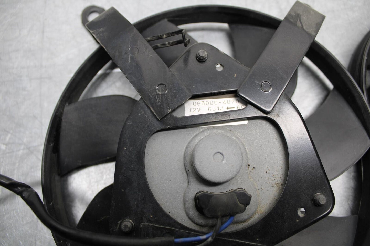 07-08 KAWASAKI CONCOURS 1400 ABS ENGINE RADIATOR COOLING FAN BB449