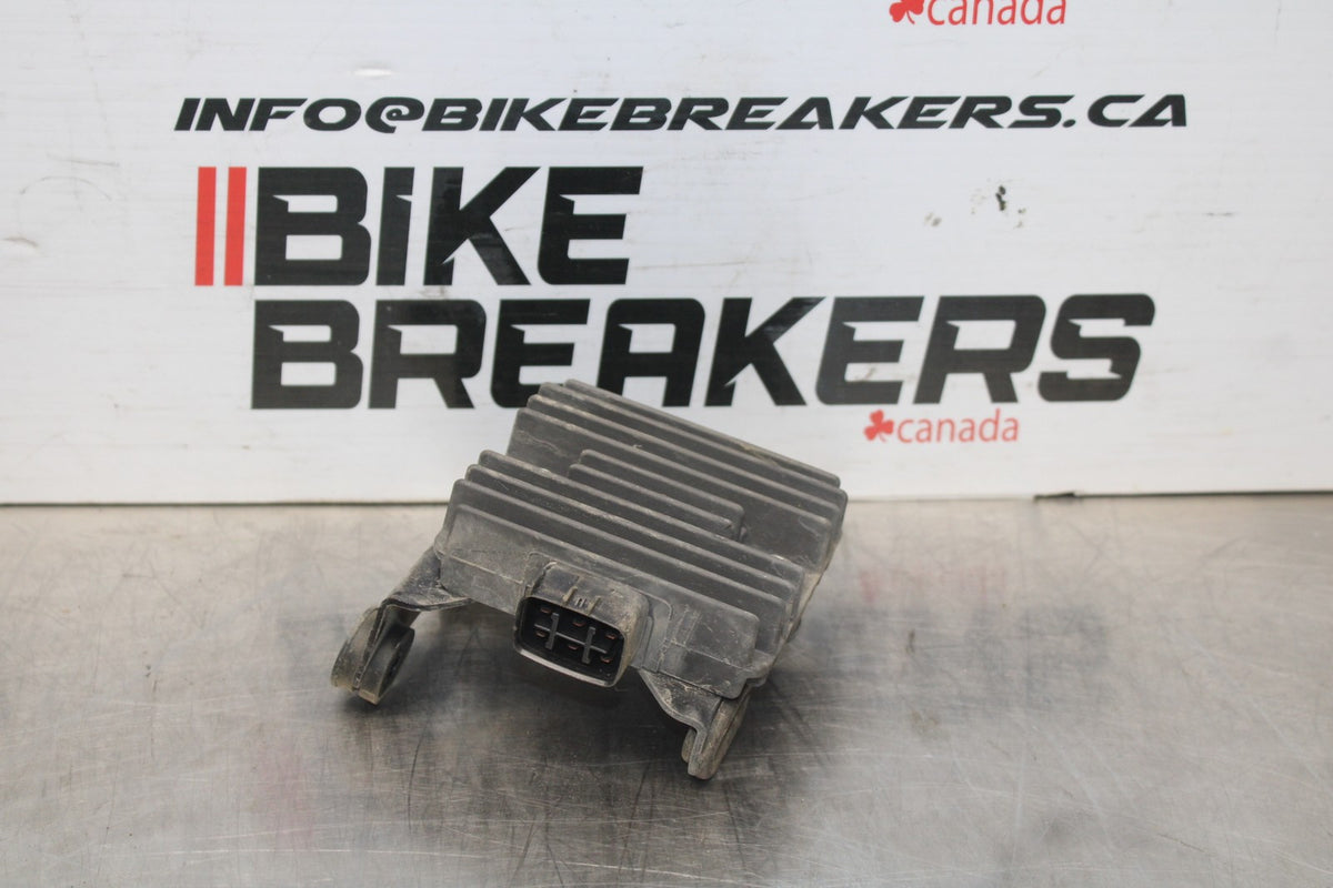 13 KAWASAKI NINJA 650 EX650F ABS RECTIFIER VOLTAGE REGULATOR BB828