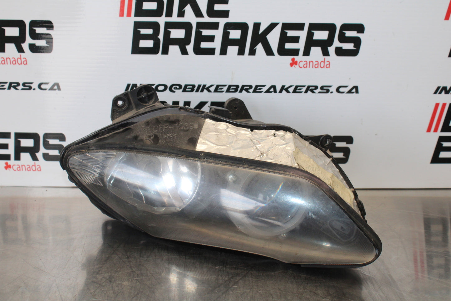 07-08 YAMAHA YZF R1 FRONT RIGHT HEADLIGHT HEAD LIGHT LAMP BB160