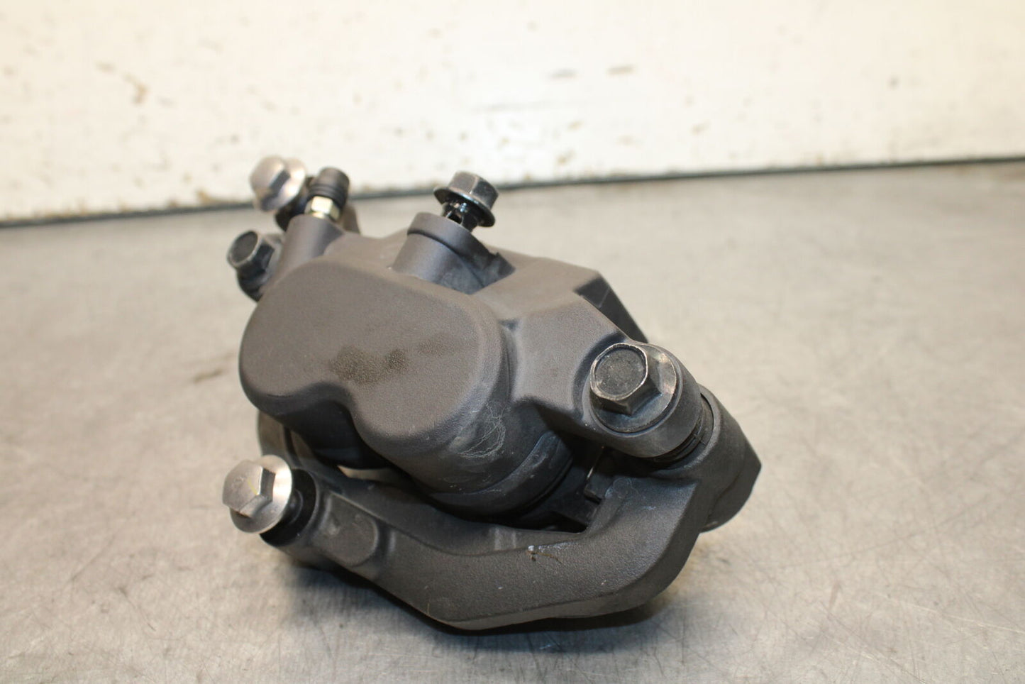 17-24 YAMAHA BOLT XVS950 LEFT FRONT BRAKE CALIPER BB729