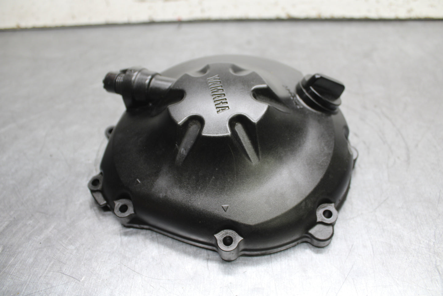 06 YAMAHA YZF R6 CLUTCH SIDE ENGINE MOTOR COVER BB716