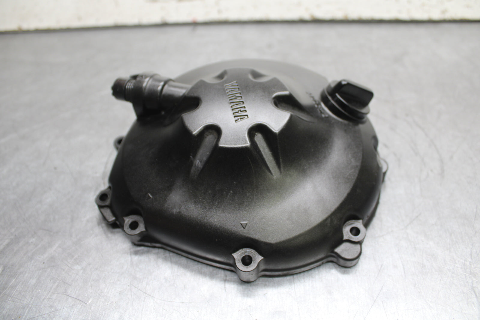 06 YAMAHA YZF R6 CLUTCH SIDE ENGINE MOTOR COVER BB716