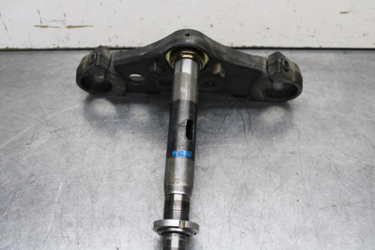 2013 Suzuki Boulevard C50T FRONT CLAMP LOWER TRIPLE TREE STEM 51410-48G00 BB625