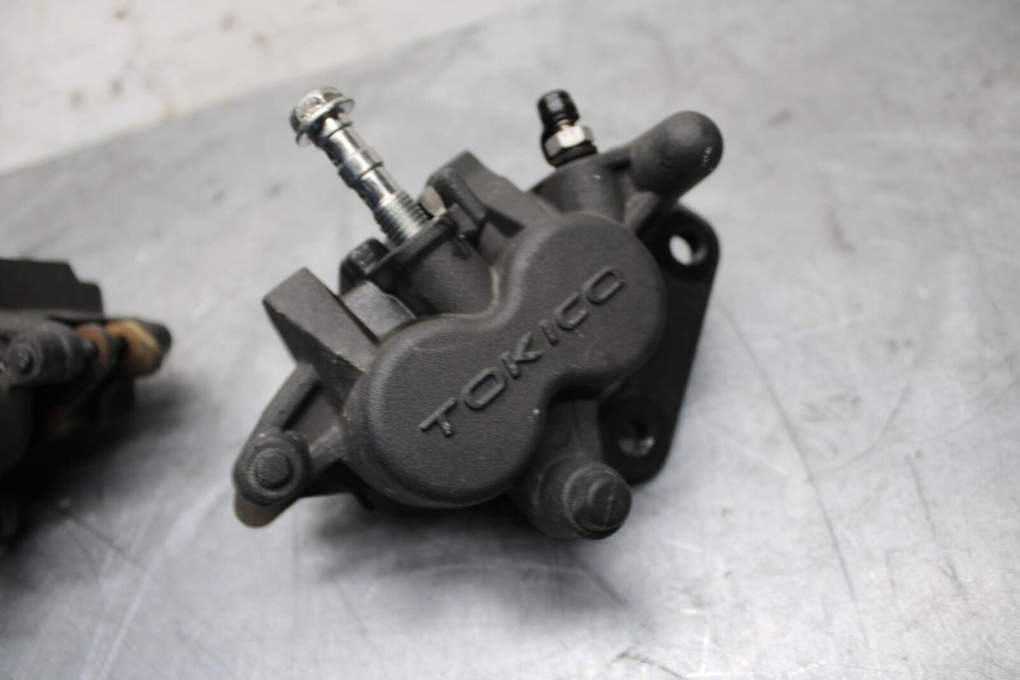 12-17 KAWASAKI NINJA 650 RIGHT LEFT FRONT BRAKE CALIPER SET PAIR CALIPERS BB470