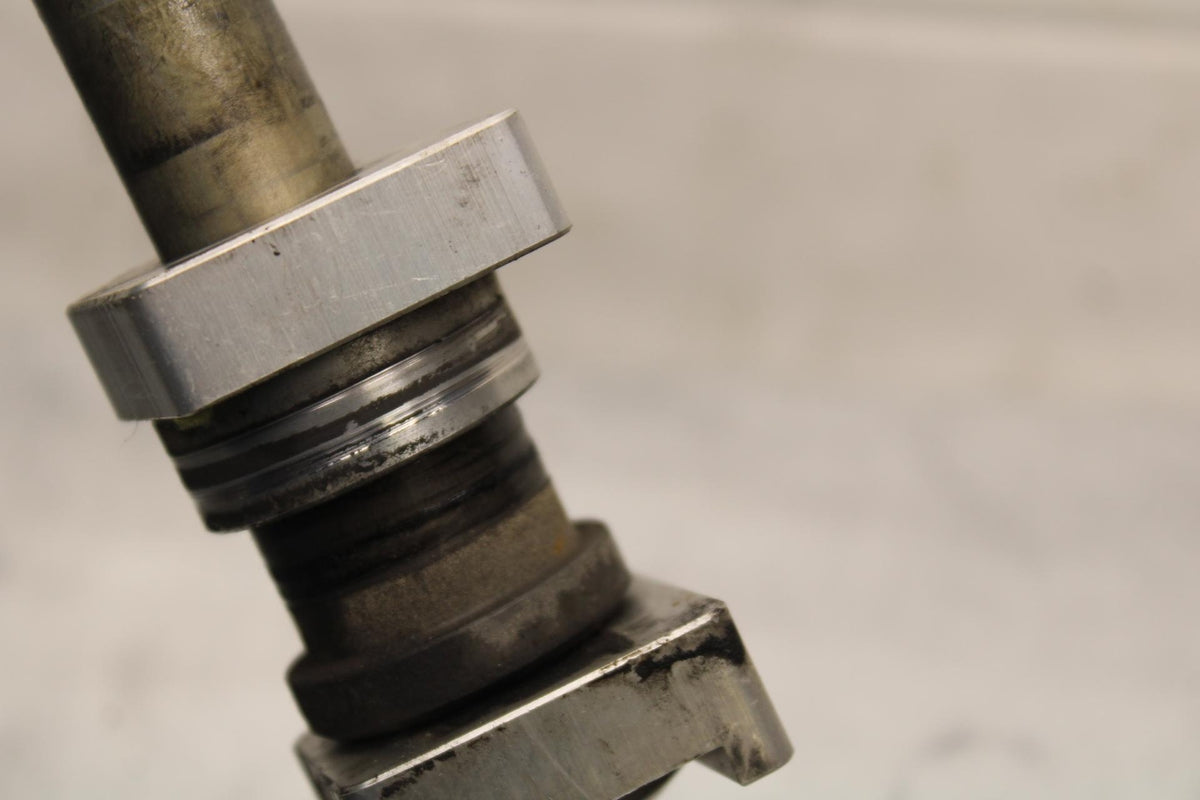 2012 Triumph Daytona 675R REAR AXLE BACK WHEEL RIM PIVOT BOLT AXEL BB589