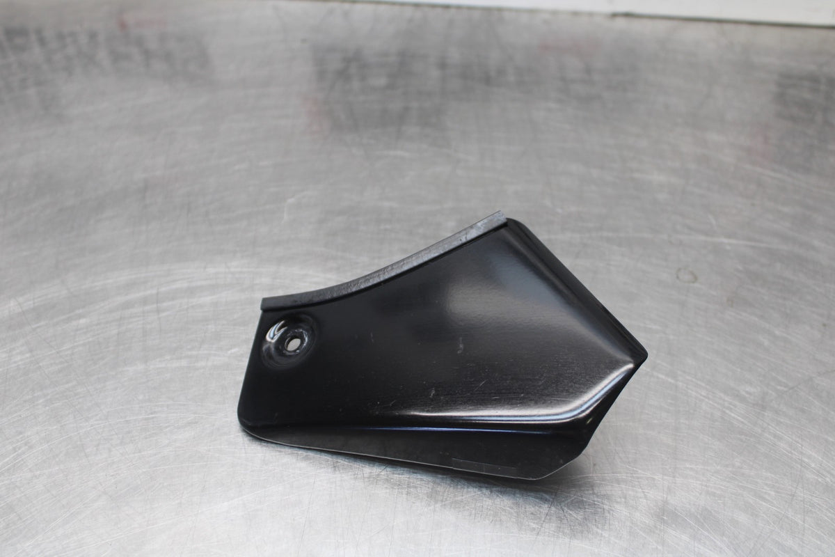 05-09 SUZUKI BOULEVARD C90 FRAME COVER COWL SET PAIR BB918