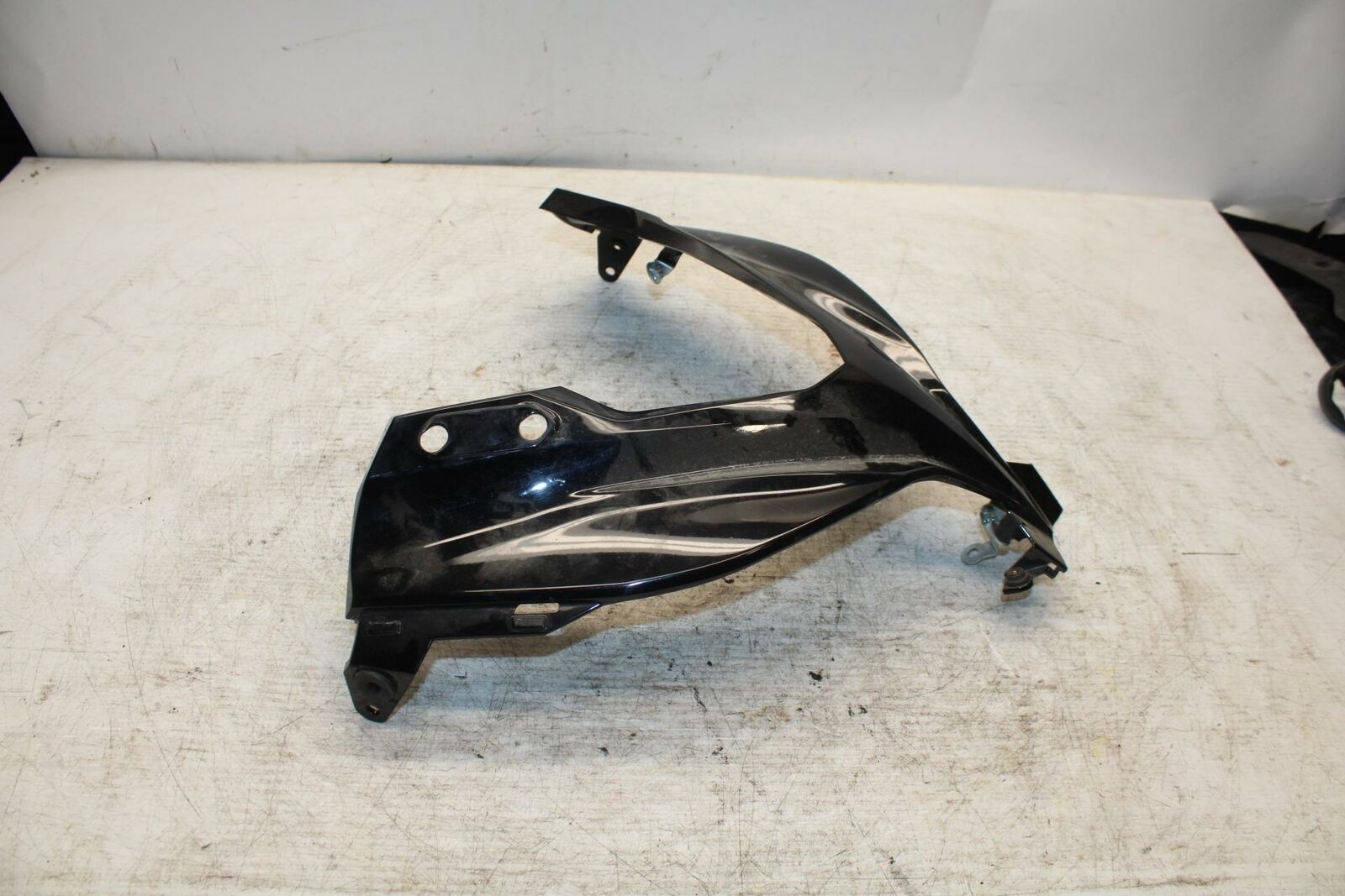 12-13 KAWASAKI EX300 NINJA FRONT UPPER NOSE FAIRING COWL SHROUD BB373