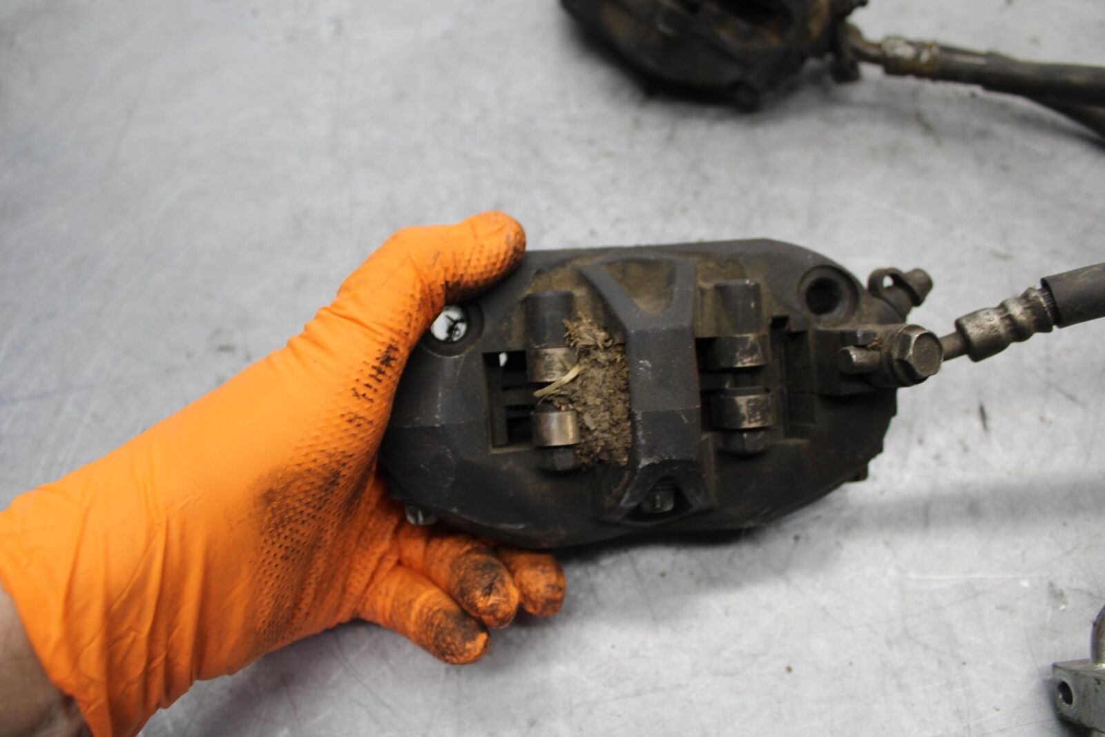 06-07 KAWASAKI NINJA ZX14R RIGHT LEFT FRONT BRAKE CALIPER SET PAIR CALIPERS bb43