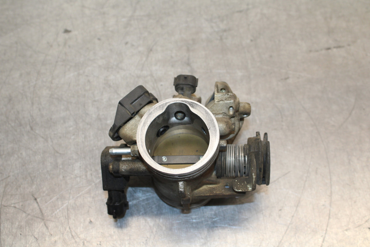 13-16 KTM 390 DUKE MAIN FUEL INJECTORS / THROTTLE BODIES BB748