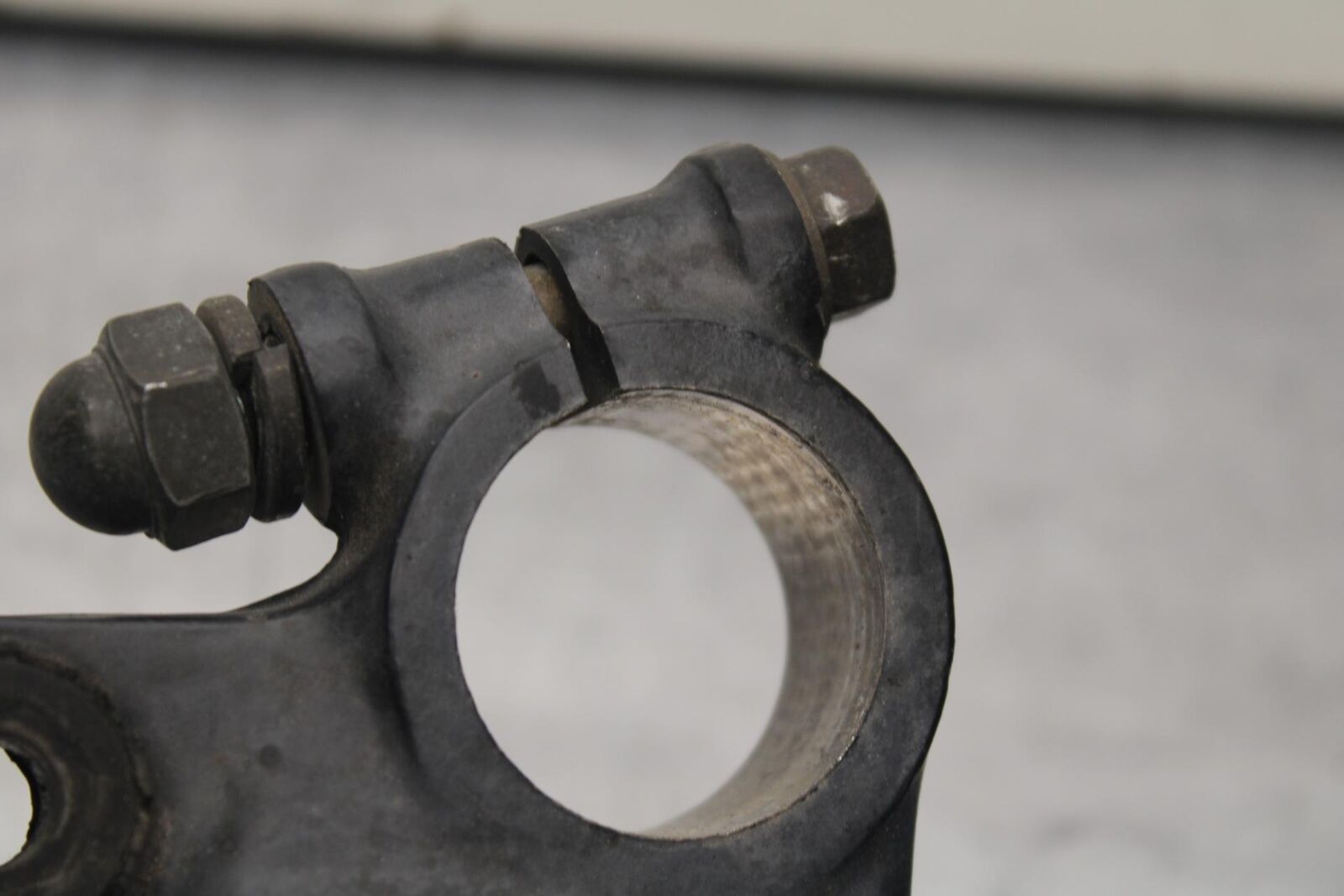 80-83 SUZUKI GS750E FORKS UPPER TRIPLE TREE CLAMP BB82