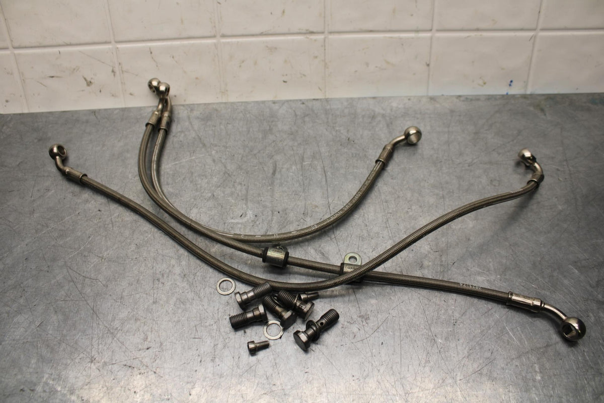 2009 Triumph Daytona 675 FRONT BRAKE CALIPER HOSES LINES BB584