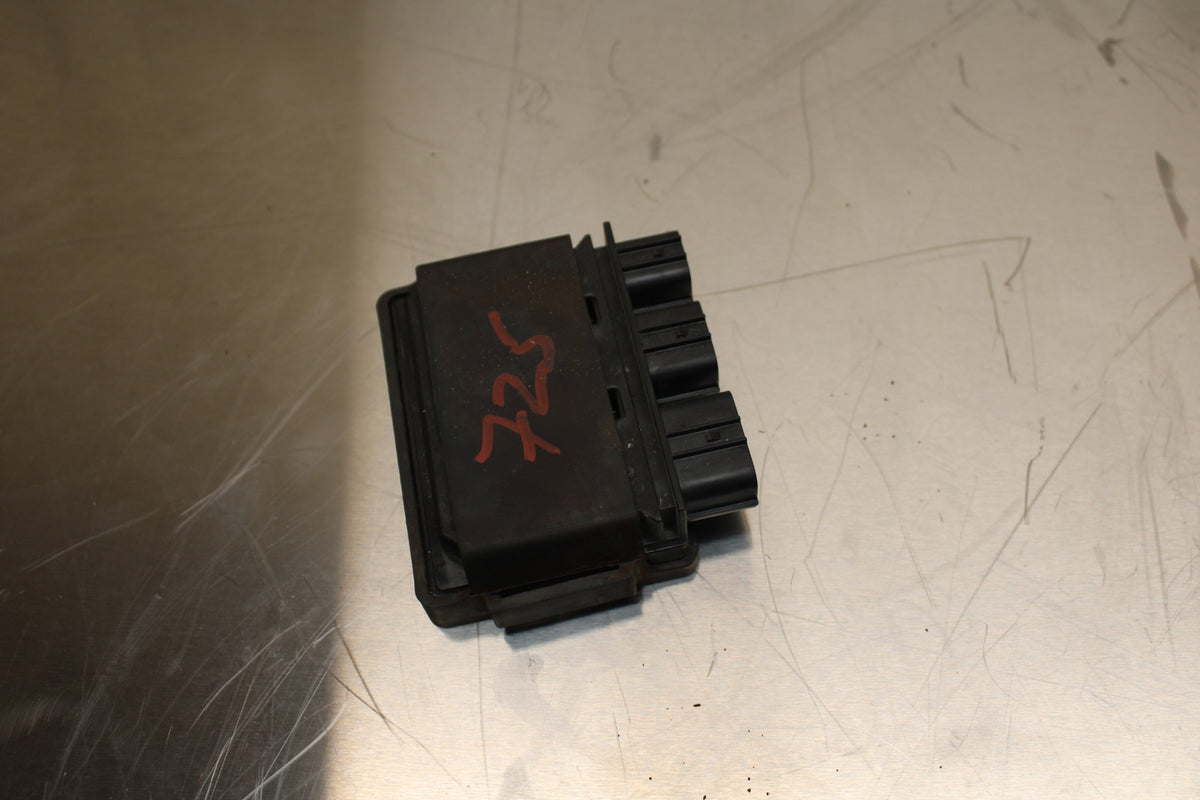 18-24 KAWASAKI NINJA 650 RELAY ASSEMBLY FUSE BOX BB725