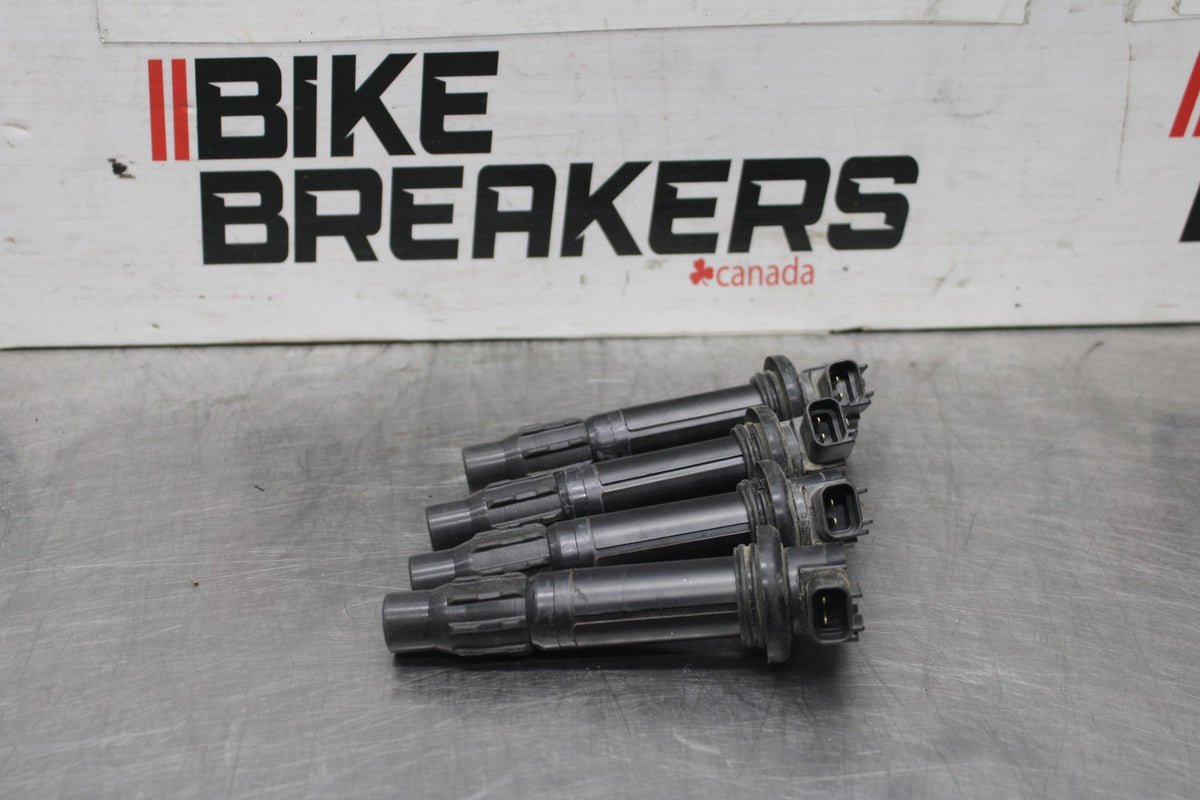 07 YAMAHA YZF R1 IGNITION COILS COIL SPARK PLUG CAPS BB675