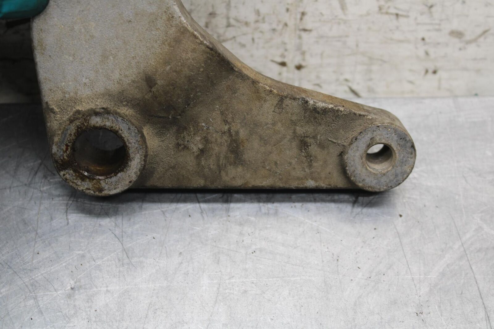 2005 Kawasaki Vulcan 1500 VN1500N Classic REAR BACK BRAKE CALIPER W MOUNT BB576