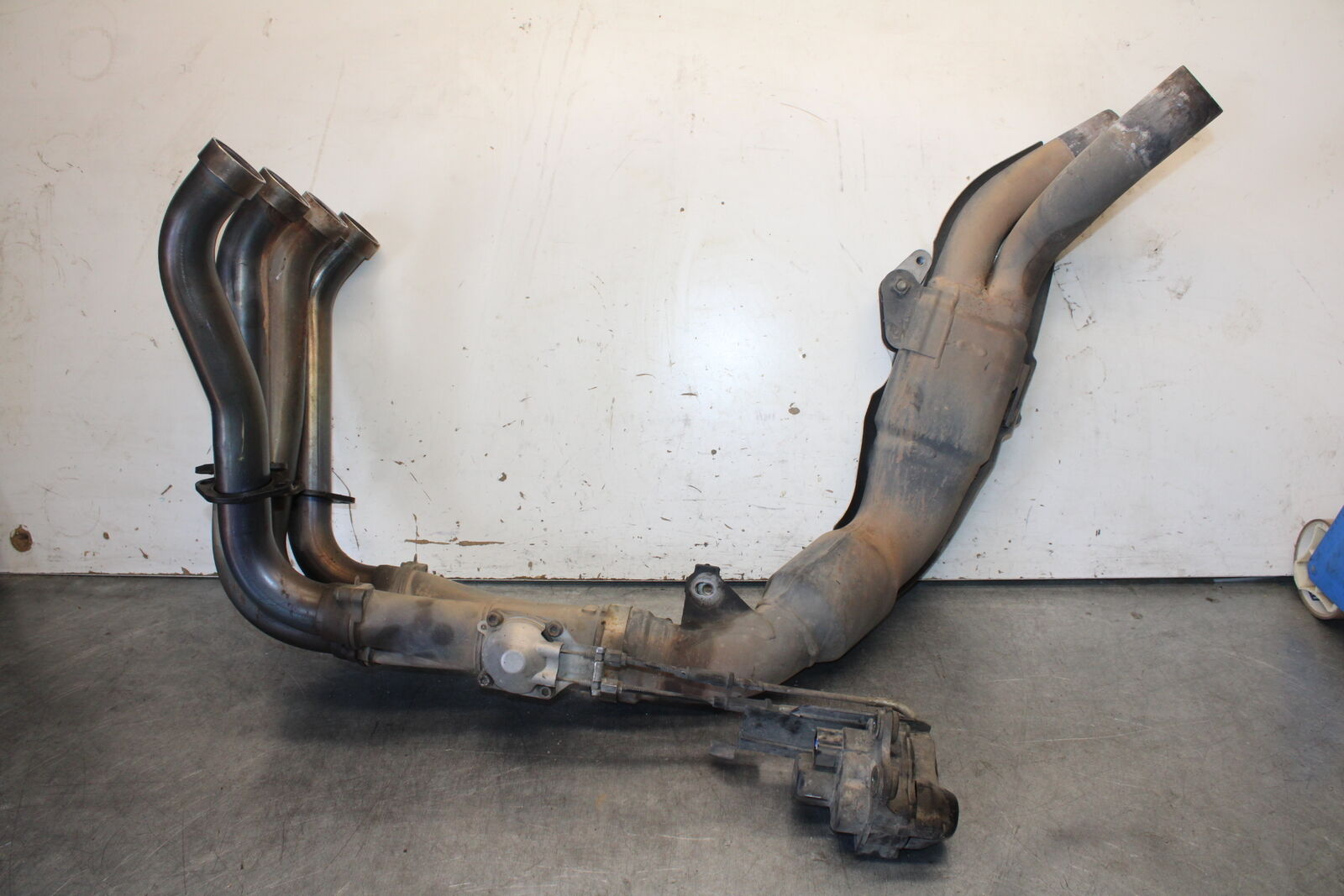 07-08 YAMAHA YZF R1 EXHAUST HEADER PIPES MANIFOLD BB675